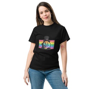 Camiseta de Humpty con la bandera del arcoíris