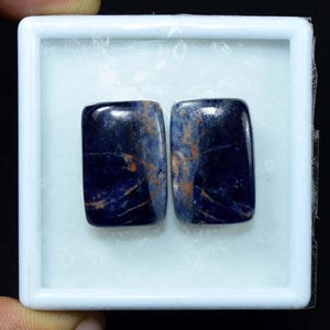 Paire de sodalite, cabochon de sodalite naturelle, pierres précieuses multi-sodalites, idéal pour faire des boucles d'oreilles, parure 24,00 cts