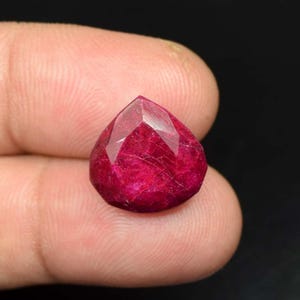 Rubis rouge africain, 15,90 cts, rubis rouge africain naturel poire, pierre précieuse coupée en vrac, rubis africain naturel, bague en rubis, pendentif en rubis