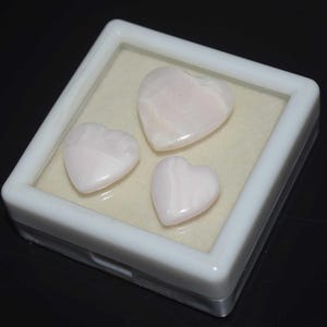 Corazones de aragonito rosa, cabujón de aragonito rosa natural, cabujón de aragonito con forma de corazón pulido por ambos lados, piedra preciosa semipreciosa, lote de 3 piezas