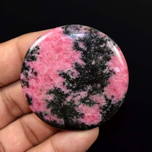Cabochon di rodonite, cabochon di rodonite rosa rossastra naturale, pietra preziosa di rodonite, gioielli con rodonite, ciondolo con rodonite, pietra preziosa da 150,70 ct