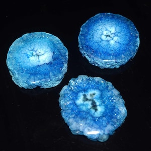 Blauwe zonnekwarts druzy, kleurrijke set zonne-druzy 3-delige hanger oorbellen druzy set, gekleurde natuurlijke druzy edelsteen