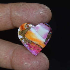 Cabochon a forma di cuore in turchese rosa spinoso da 17,00 carati, pietra preziosa naturale in turchese rosa spinoso da 17,00 carati, turchese rosa spinoso da 17,00 carati, qualità superiore