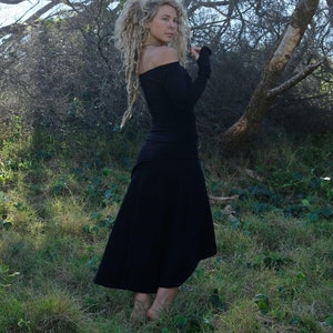 Black velvet skirt yoga sales