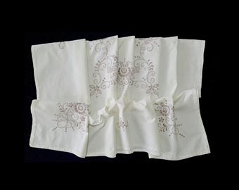 Vintage handmade tablecloth with embroidered flowers in beige -- 42.5x42 inches / 108x106.5 cm