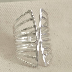 Hammered Sterling Silver Handmade Long Fan Ring, Elegant Open front Unique Statement Wrap Ring, Shiny Silver, gift for her