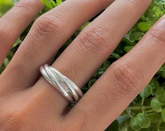 Sterling Silver Handmade interlocking Rolling Ring, Intertwined Russian ring, 5 thin Silver Combined Linked rings, men or women Fun ring