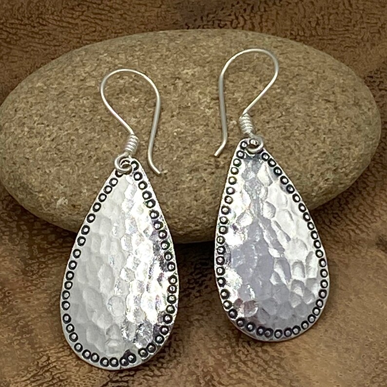 Handmade Hammered 925 Sterling Silver Drop Dangle Hoop Earrings – Artisan Jewelry Es153