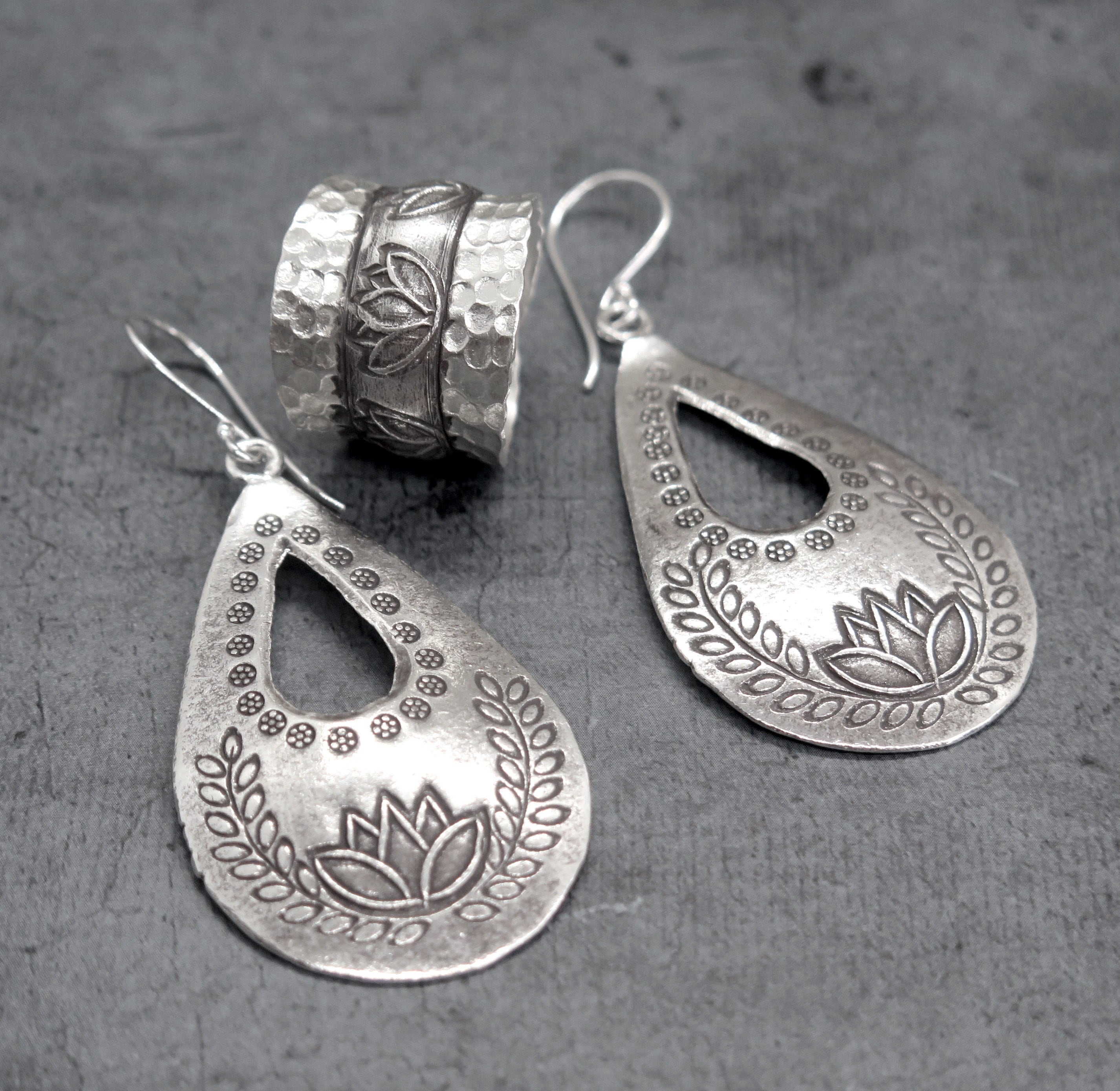 Orecchini pendenti lunghi con fiore di loto in argento sterling 925 per donne e ragazze Pendientes gioielli in argento sterling moda