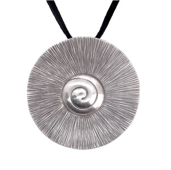 Sterling Silver Ray Spiral statement Pendant Pendant Necklace, Handmade Round Large Engraved Rays Women or Men Pendant, Gift for Her or Him