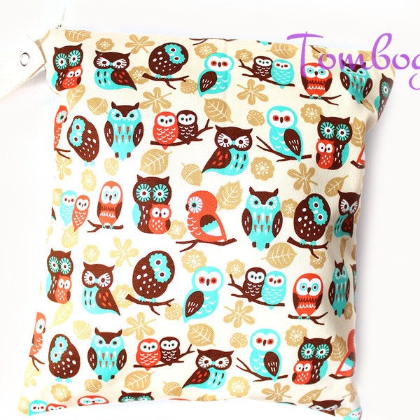 Wet Bag 10 x 11 or 10 x 7 inches size Australian made, zip, with snap open strap – Owl Friends