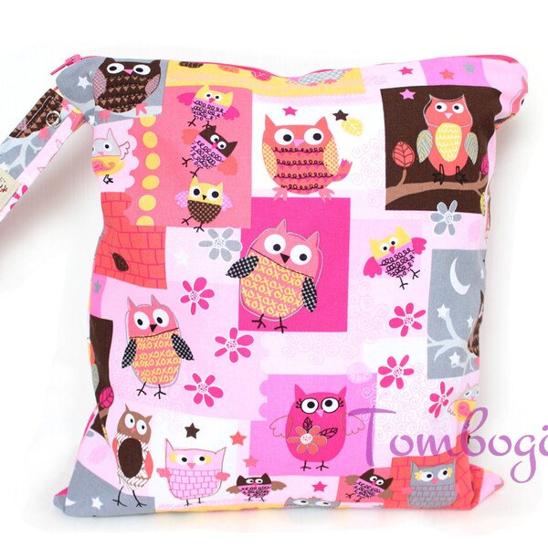Waterproof bag / Wet Bag XSmall, Small or Medium size Australian made, zip, with snap open strap – Owl Pink