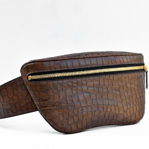 Custom Made Leather Bumbag, Hand Stiched Leather Bumbag, Leather Cross Body Bag, Unisex Waistbag, Leather Funny Bag