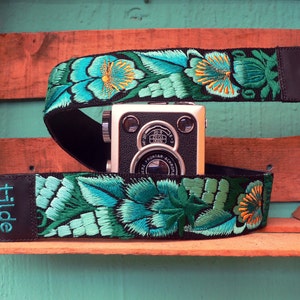 Leather camera strap with traditional Guatemalan embroidery, Gift photographer, DSLR camera strap, Woven strap jade, cyan. green JDC2 image 2