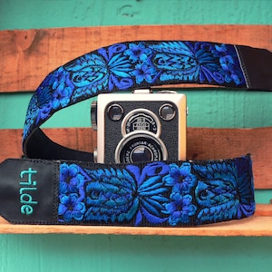 Leather camera strap, DSLR camera strap, Gift Photographer, Gift for him, Blue strap, woven camera strap- Hummingbird blue, turquoise- CBC3