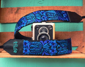 Leather camera strap, DSLR camera strap, Gift Photographer, Gift for him, Blue strap, woven camera strap- Hummingbird blue, turquoise- CBC3