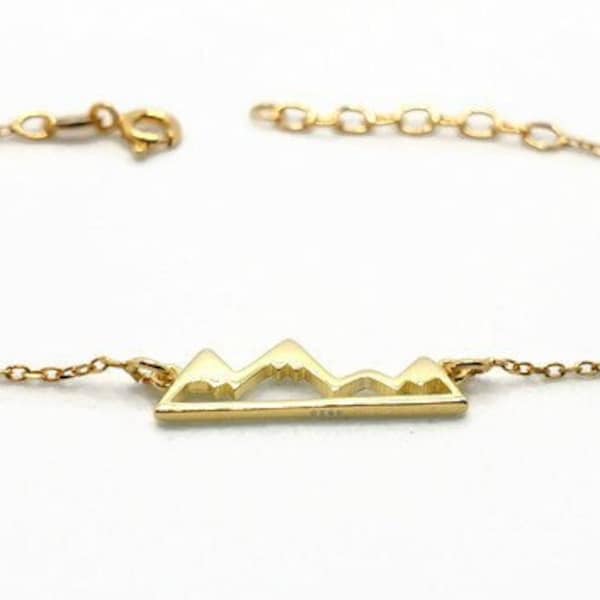 Mountain Peaks Minimalist Bracelet, 18K Gold Plated Bracelet, Travel Inspired Jewelry, Link Charm Bracelet