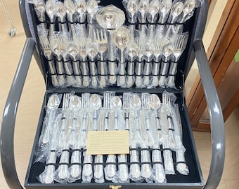 Korea ESI 16 pattern with wooden case Service for 8 54 Piece Silver-plated Flatware set by Estia S.P