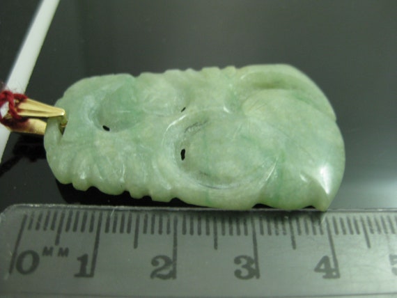g247 Beautifully Carved Jade Pendant with 14Kt Ba… - image 4