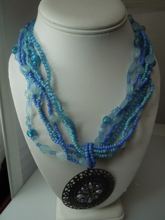 q277 Vintage Beautiful Blue Beads Necklace For Wo… - image 3