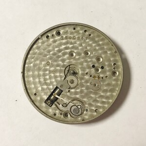 e969 Vintage Illinois Mechanical Wrist Watch Movement for Parts Repair image 2