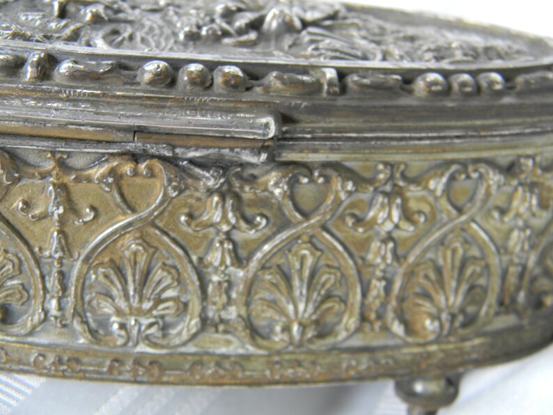 j430 Vintage Jennings Brothers Silver plated Casket #2555