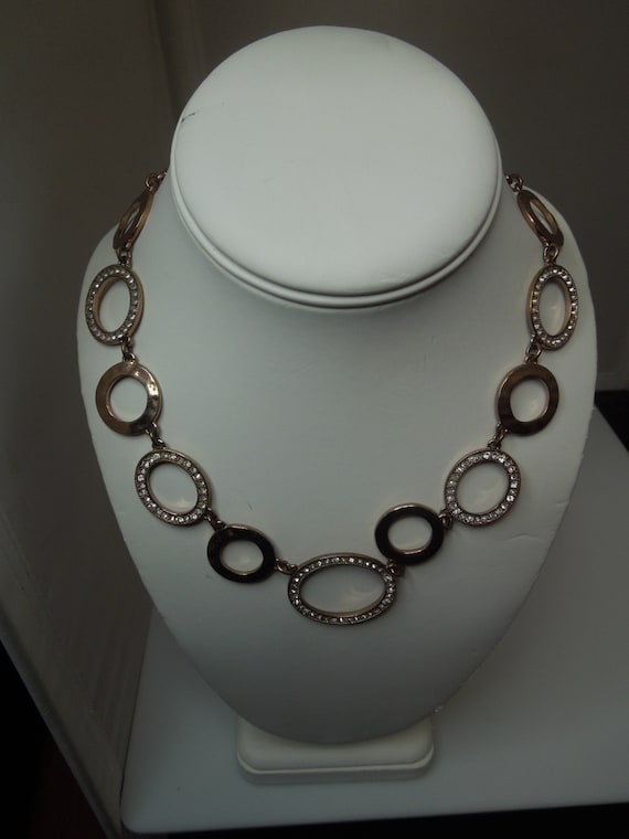 q301 Beautiful Copper Tone Necklace 15" - image 1