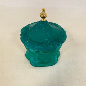 m326 Vintage Avon Collectible Venetian Blue Moonwind Emollient Bath Pearls