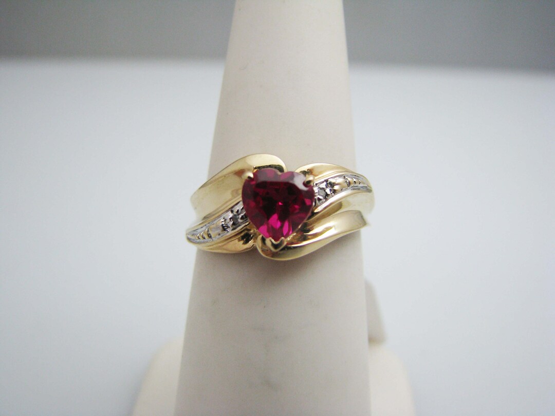 Ruby heart ring white gold deals