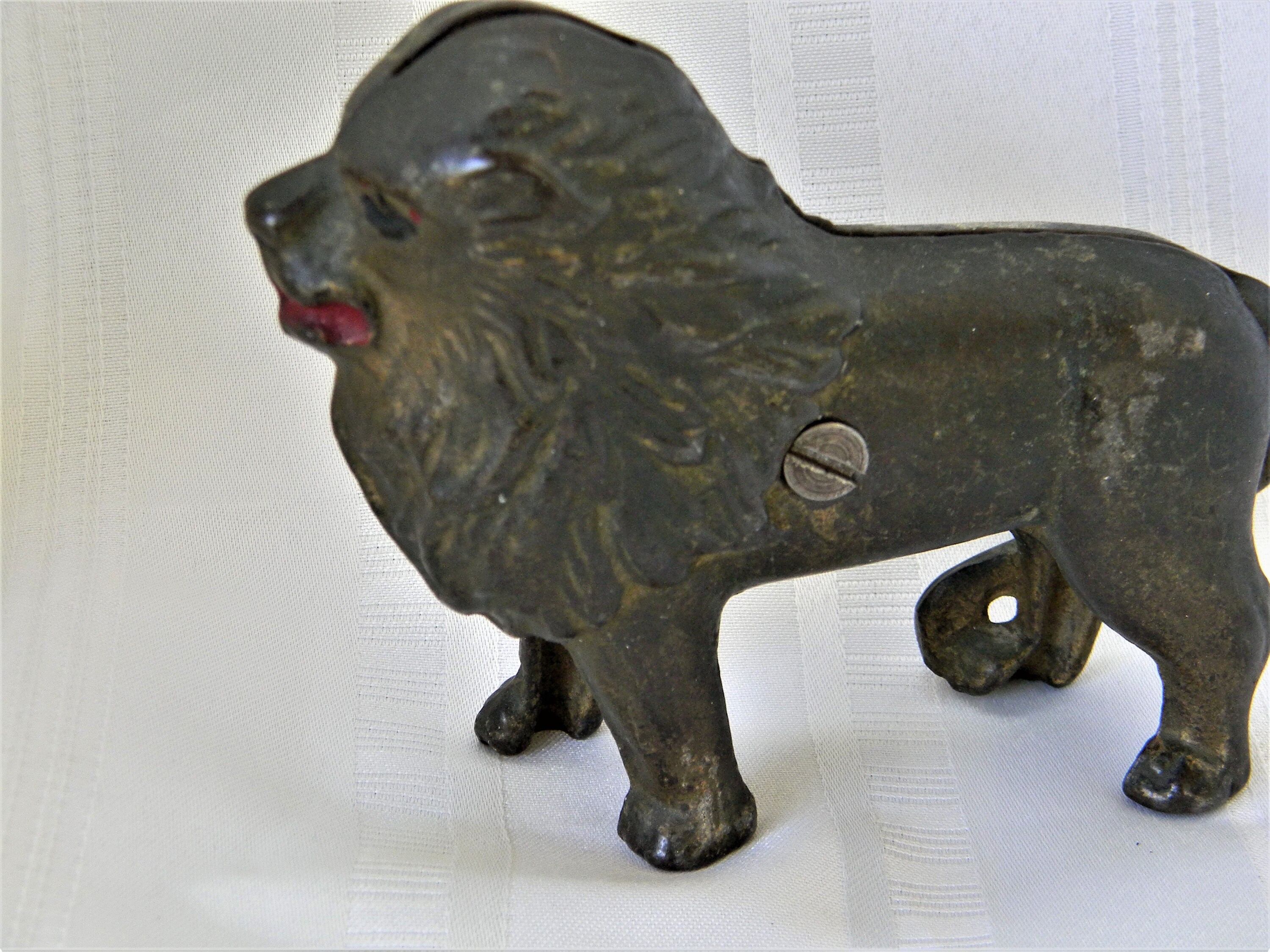 J275 Vintage Cast Iron Lion Still Bank Etsy