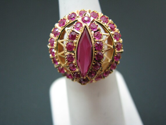18kt Yellow Gold Synthetic Ruby Ring - Size 4