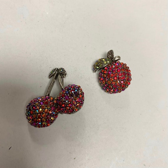 m647 Vintage Lot of 2 Fruit Brooch Pin Cherry App… - image 1