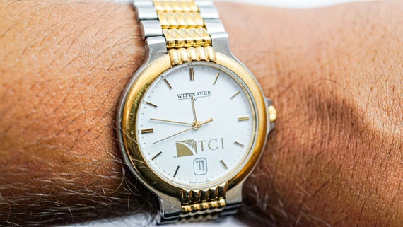 K295 Vintage Men's Wittnauer Quasrtz Wristwatch - image 6
