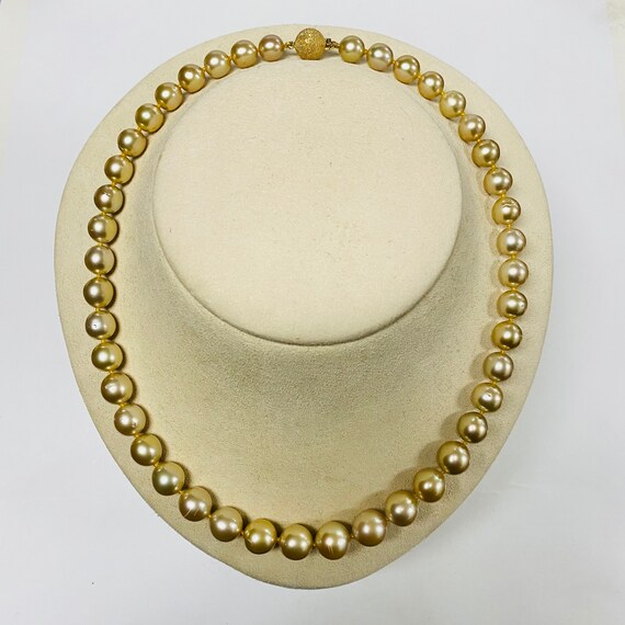 f688 Vintage Amamis Graduated Pearls 18" long Nec… - image 4