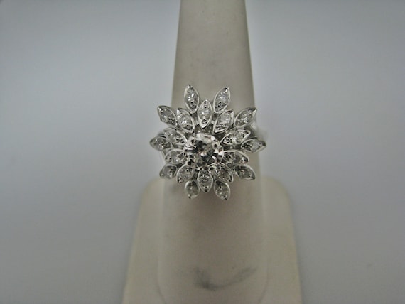 H194 Gorgeous Flower Shaped Multiple Diamond Ring… - image 1