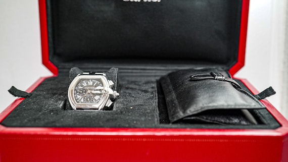 K100 Men's Cartier Roadster Wristwatch - image 6