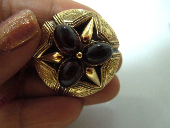 t255 10kt Yellow Gold and Garnet Brooch or Pendant - image 4