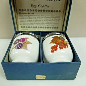 q880 Royal Worcester Egg Coddlers Peach & Berries Evesham Original Box England