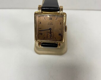 elgin deluxe wrist watch 1946