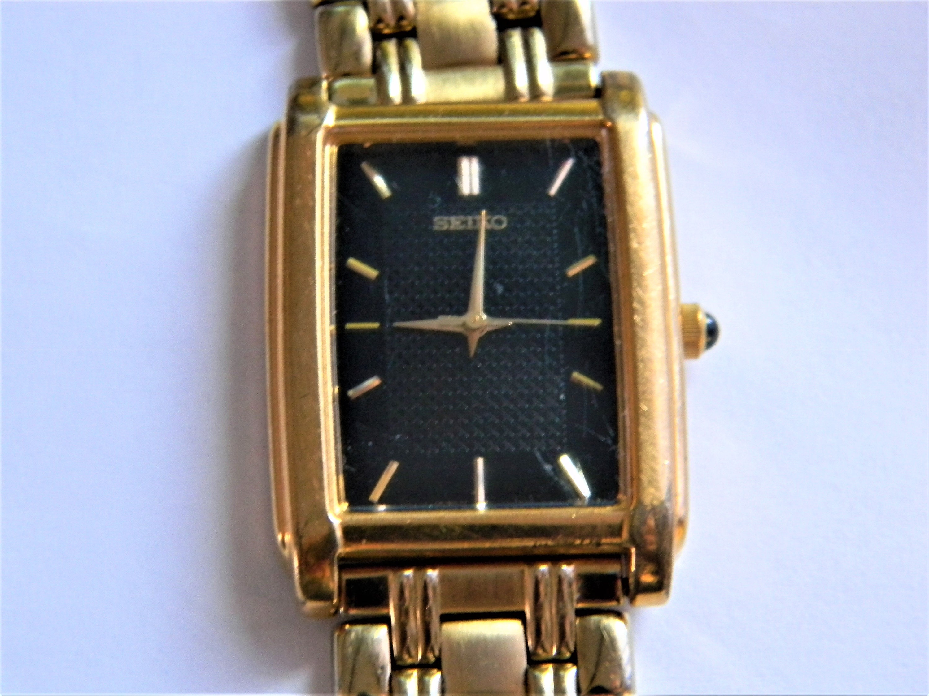 J577 Retro Seiko Cuarzo Esfera negra Reloj de pulsera Banda J577 Retro Seiko Cuarzo Esfera negra Reloj de pulsera Banda