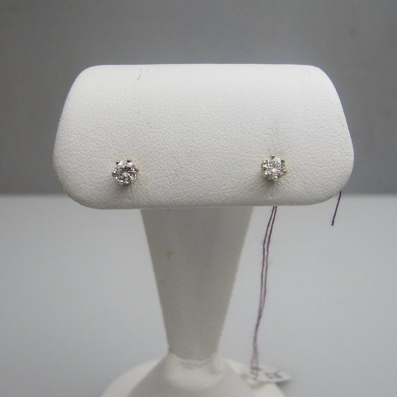 d917 14k White Gold Diamond Stud Earrings - image 1
