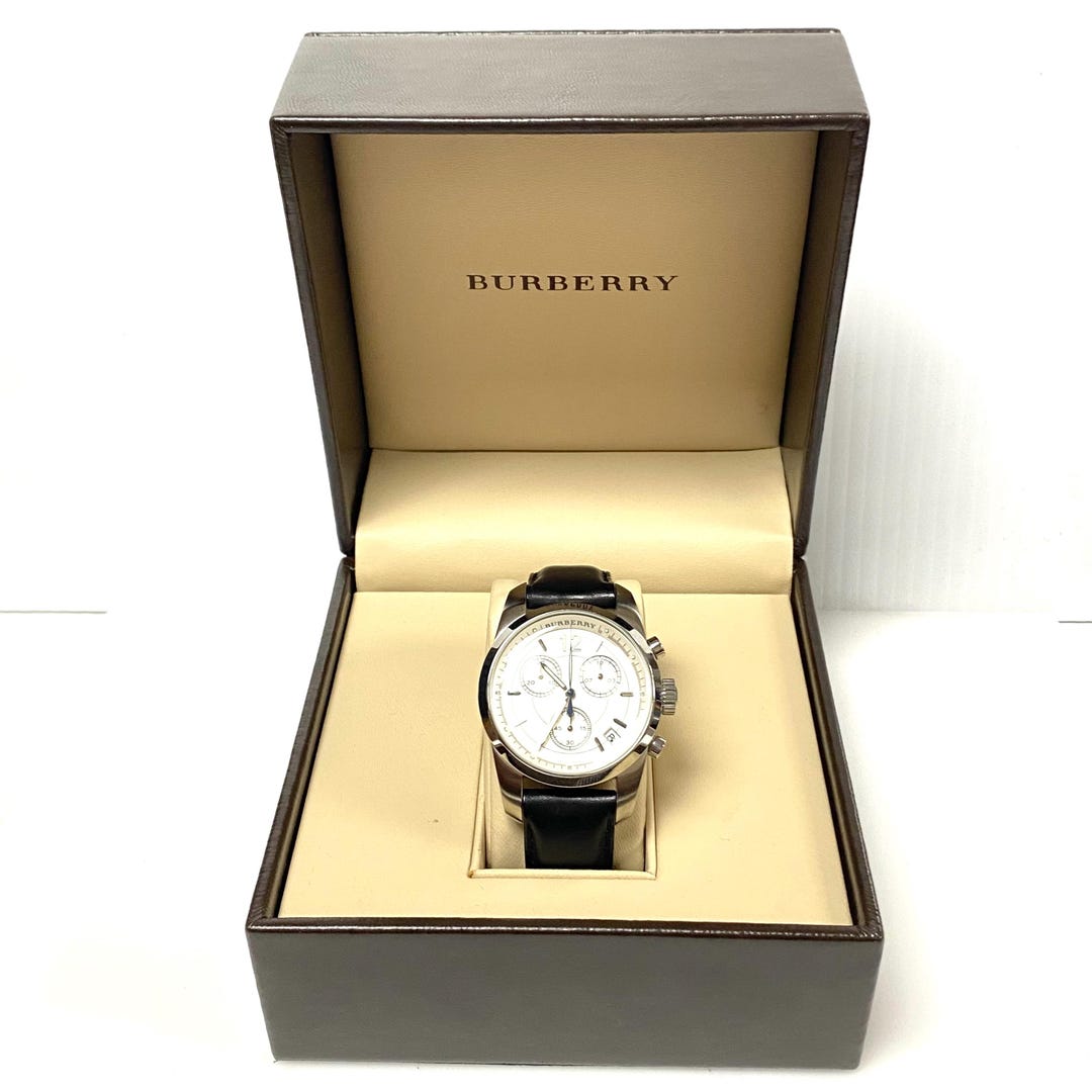 V013 Burberry Swiss Made BU7305 100M WR Quartz Men's Wrist Watch W