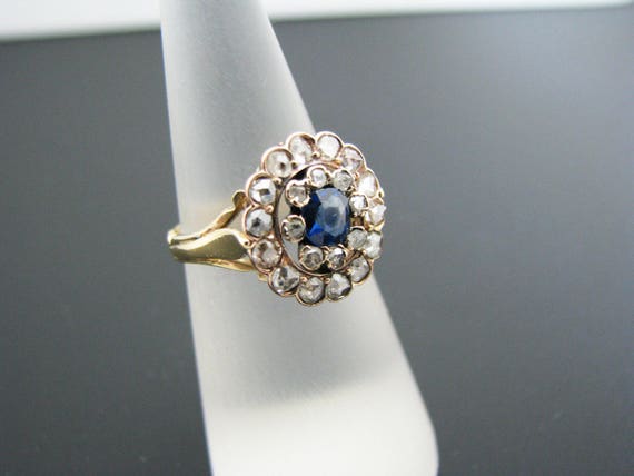 c644 Stunning Vintage Ring with Center Sapphire a… - image 2