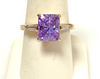 v631 Anillo de cóctel vintage de oro amarillo de 14 k con amatista y piedra blanca, talla 8,75