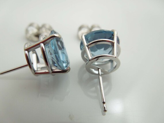 b994 Big, Beautiful Ice Blue Topaz Stud Earrings … - image 2