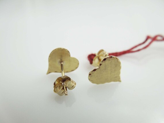 g600 Cute 14kt Yellow Gold Heart Shaped Stud Earr… - image 2