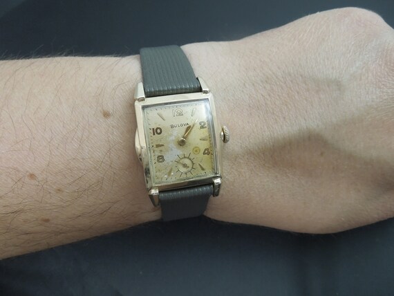 B886 Classic Men