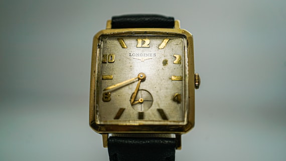 K009 1950's Vintage Men's Longines Watch - image 1