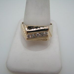 a815 Vintage Beautiful 14k Yellow Gold Men&#39;s Ring 5 Channel Diamonds Size 12