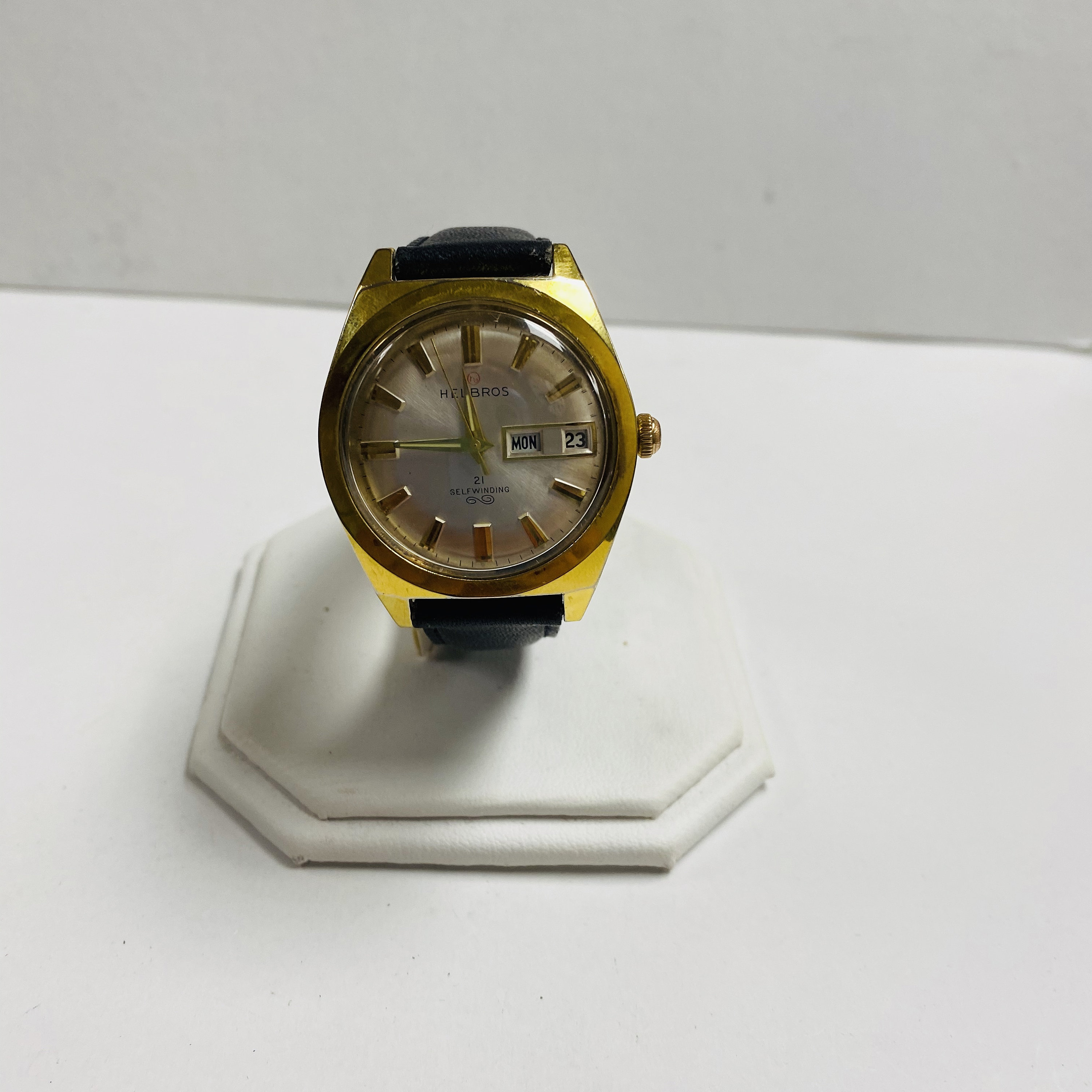 F444 Vintage Helbros Selfwinding Men s Wrist Watch Gold Tone 21J